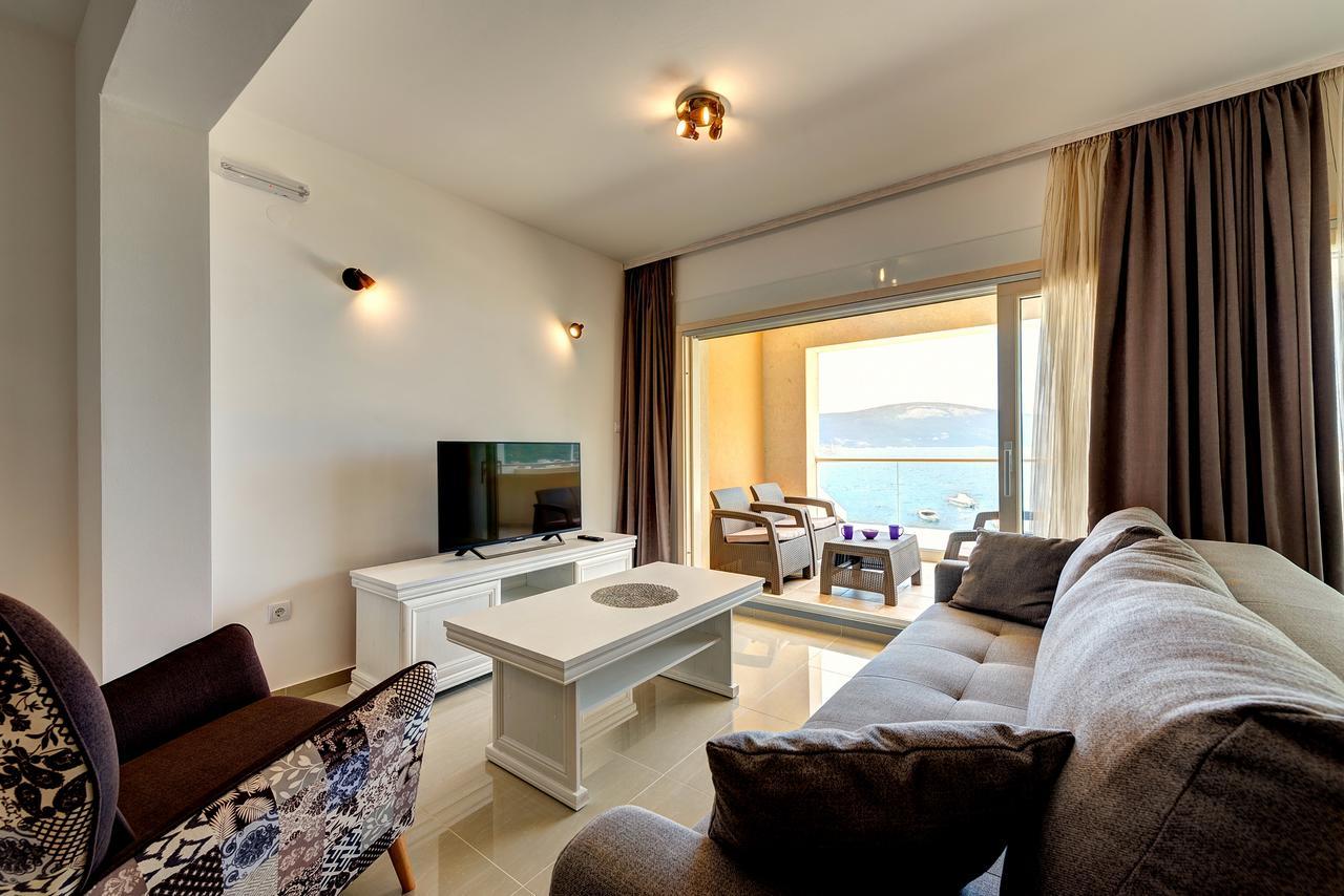 Apartments Villa Adriatic Tivat Ngoại thất bức ảnh