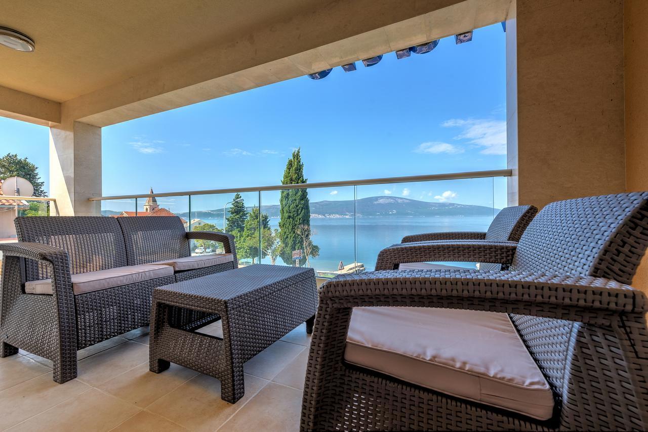 Apartments Villa Adriatic Tivat Ngoại thất bức ảnh