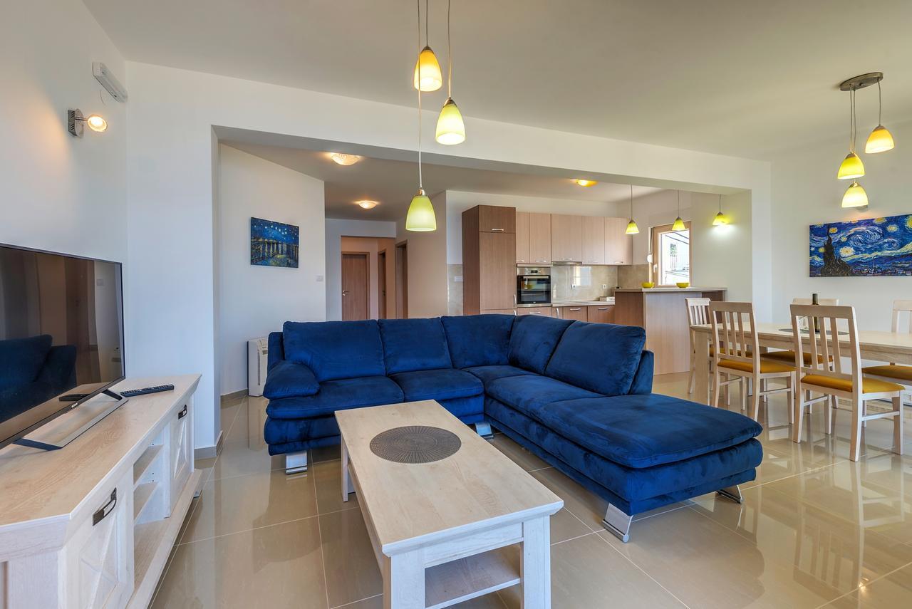 Apartments Villa Adriatic Tivat Ngoại thất bức ảnh