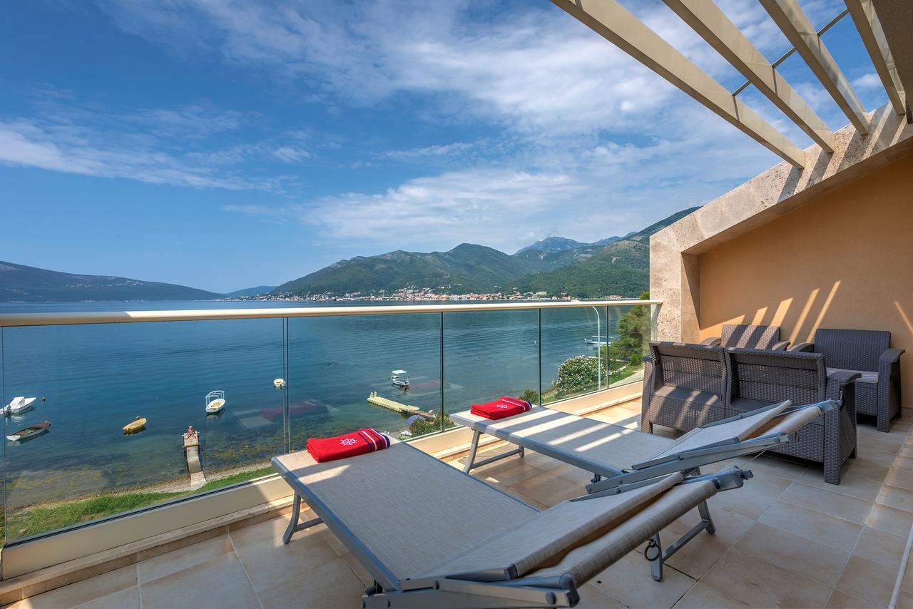 Apartments Villa Adriatic Tivat Ngoại thất bức ảnh